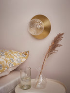 Applique globe et métal - 2